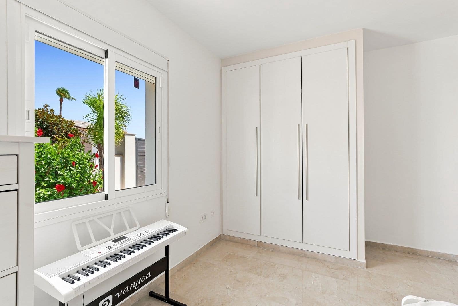 6 quarto Moradia para venda em Mijas com piscina garagem - 1 095 000 € (Ref: 10013074)