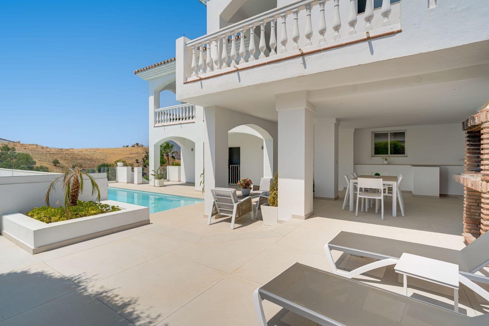 6 quarto Moradia para venda em Mijas com piscina garagem - 1 095 000 € (Ref: 10013074)