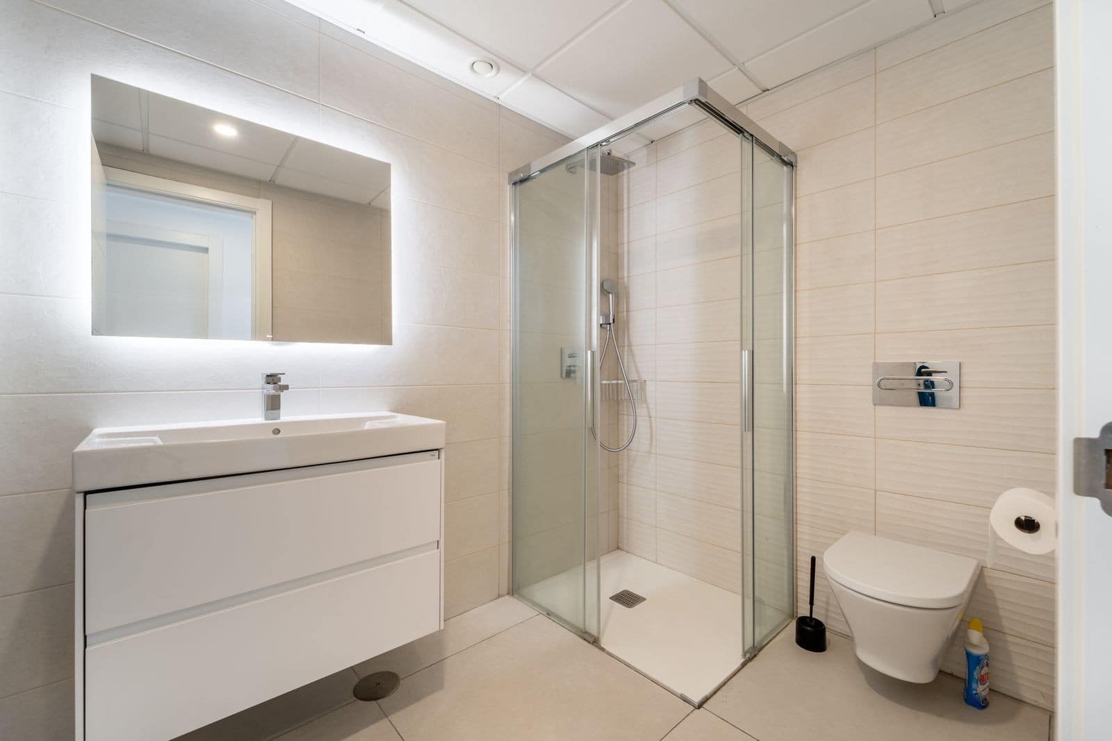 3 bedroom Apartment for sale in Marbella with pool garage - € 1,195,000 (Ref: 10015278)