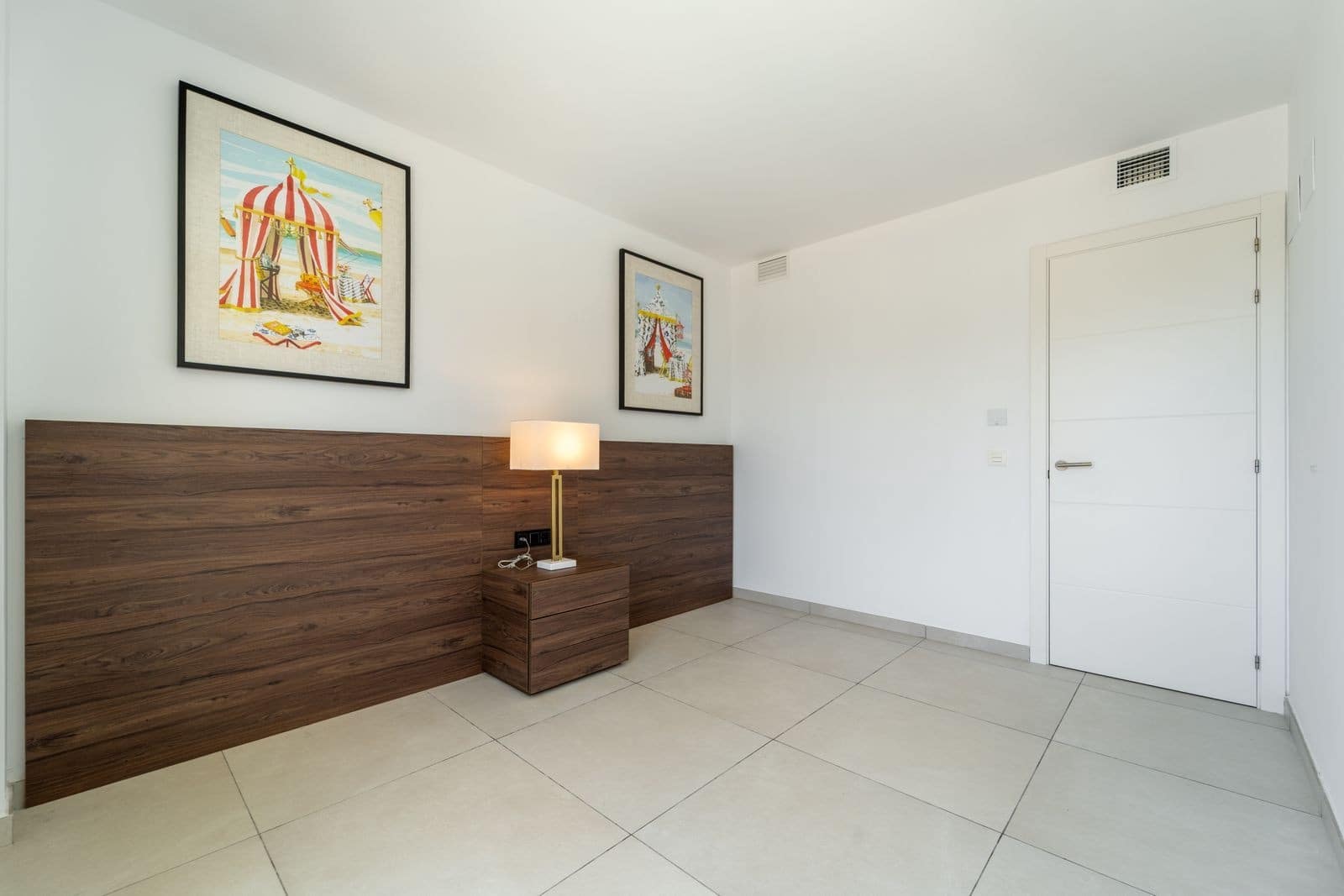 3 bedroom Apartment for sale in Marbella with pool garage - € 1,195,000 (Ref: 10015278)