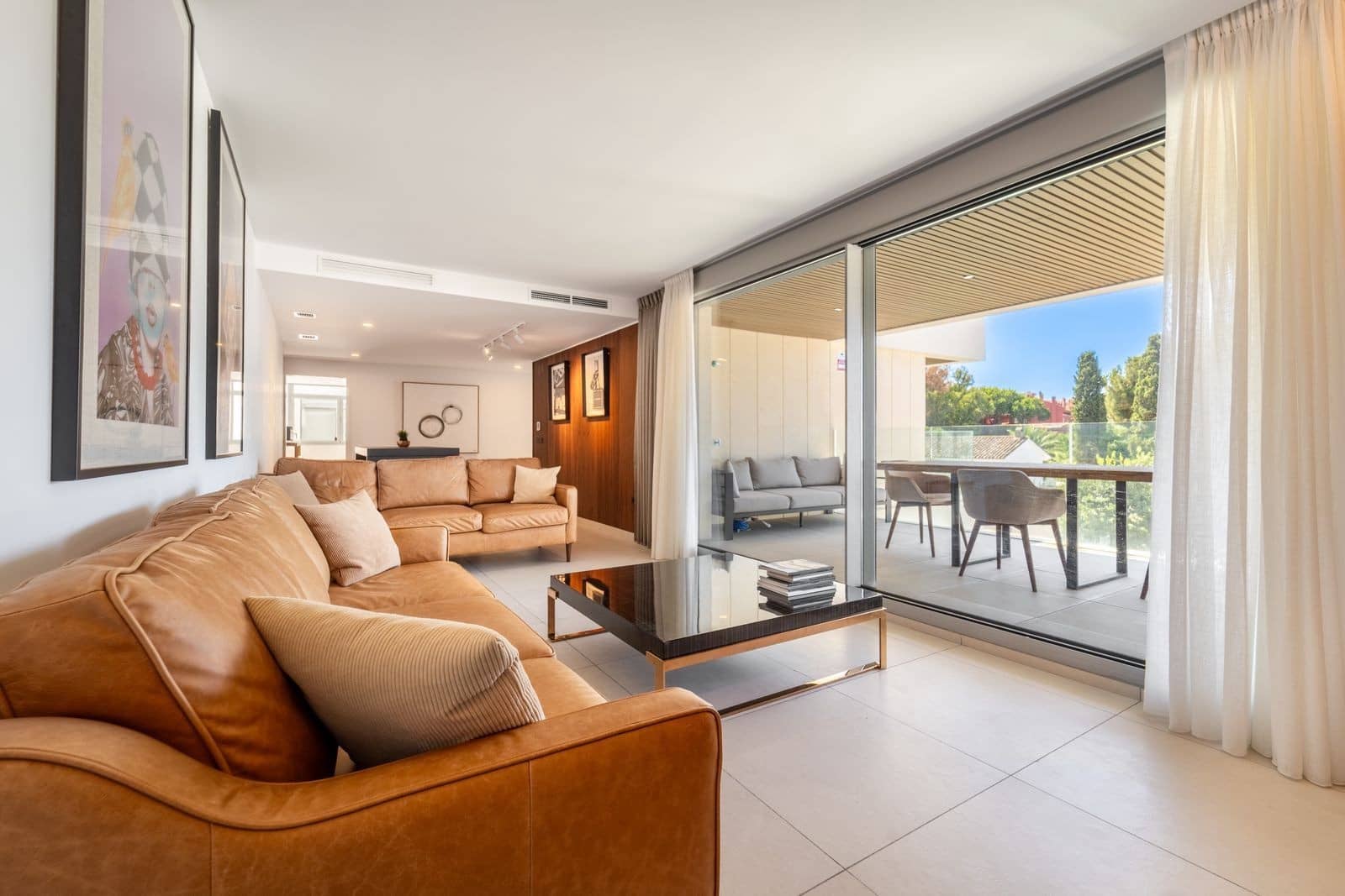 3 bedroom Apartment for sale in Marbella with pool garage - € 1,195,000 (Ref: 10015278)