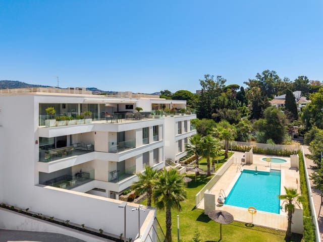 Apartamento de 3 habitaciones en Marbella en venta con piscina garaje - 1.195.000 € (Ref: 10015278)