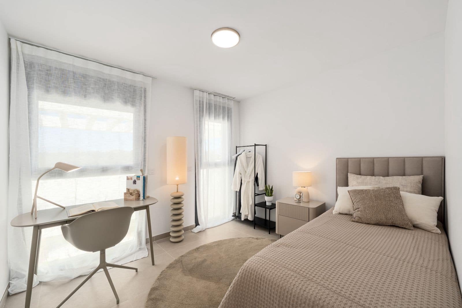 3 Zimmer Apartment zu verkaufen in El Chaparral mit Pool Garage - 890.000 € (Ref: 10015282)