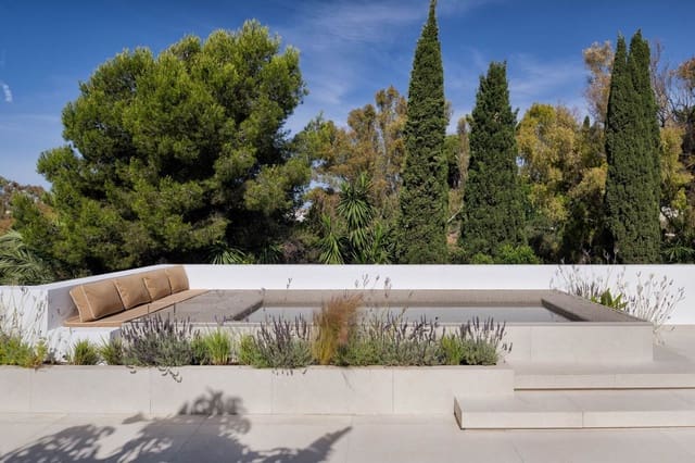4 quarto Penthouse para venda em Marbella com piscina garagem - 2 490 000 € (Ref: 10015284)