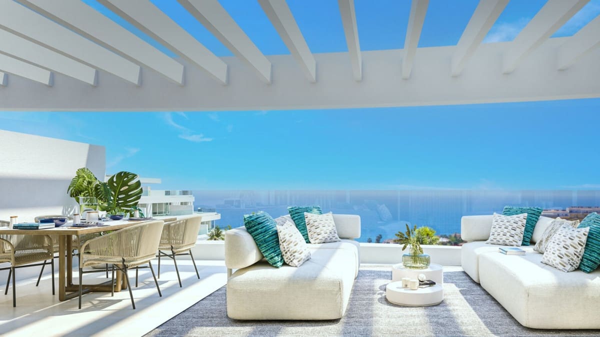 3 sypialnia Penthouse na sprzedaż w La Cala de Mijas z basenem garażem - 1 450 000 € (Ref: 10017290)