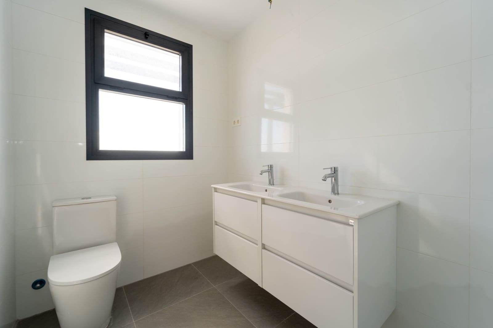 2 makuuhuone Huoneisto myytävänä paikassa El Chaparral mukana uima-altaan 
autotalli - 470 000 € (Ref: 10017291)