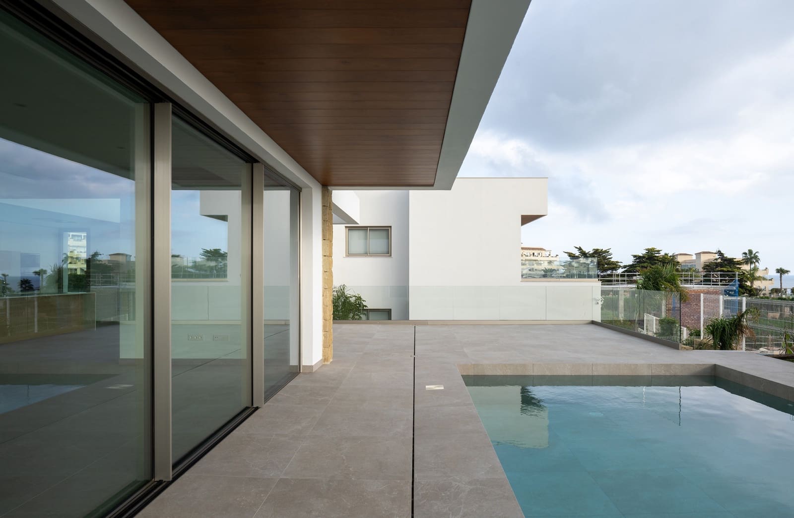 4 Zimmer Villa zu verkaufen in El Chaparral mit Pool Garage - 1.675.000 € (Ref: 10017295)