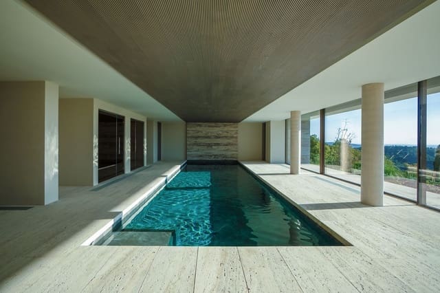 7 chambre Villa/Maison à vendre à Sotogrande, San Roque avec piscine garage - 14 900 000 € (Ref: 10017296)