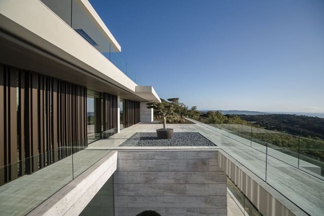7 chambre Villa/Maison à vendre à Sotogrande, San Roque avec piscine garage - 14 900 000 € (Ref: 10017296)