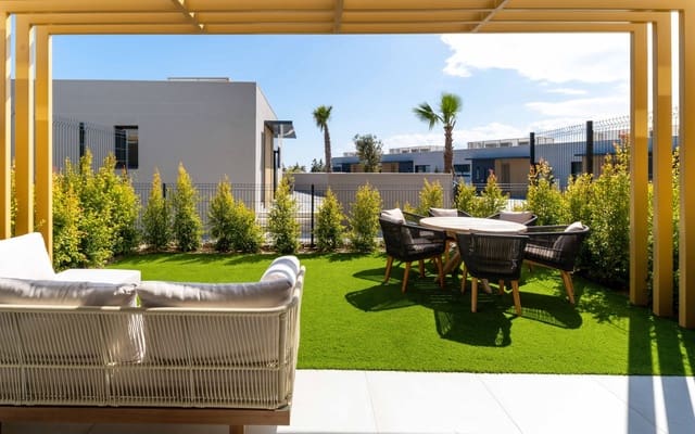 4 Zimmer Haus zu verkaufen in El Chaparral, Mijas mit Pool Garage - 875.000 € (Ref: 10017299)