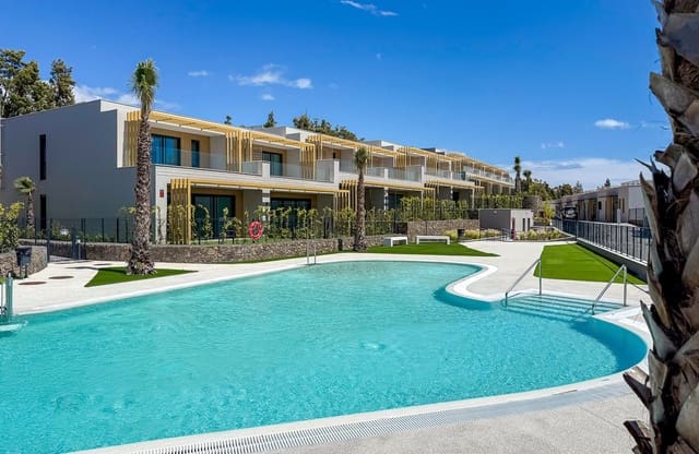 4 Zimmer Haus zu verkaufen in El Chaparral, Mijas mit Pool Garage - 875.000 € (Ref: 10017299)