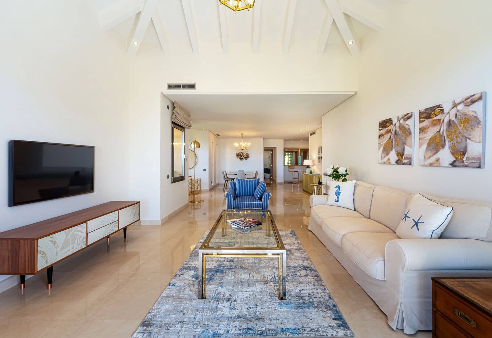 2 bedroom Penthouse for sale in Marbella with pool garage - € 1,895,000 (Ref: 10017301)