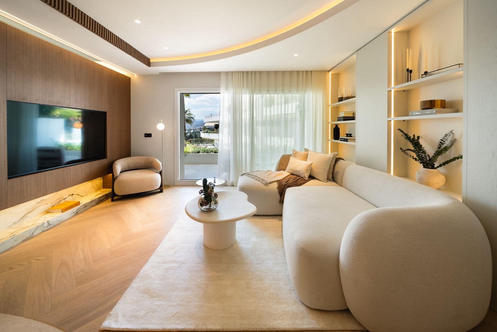 3 bedroom Apartment for sale in Marbella with pool garage - € 1,195,000 (Ref: 10017302)