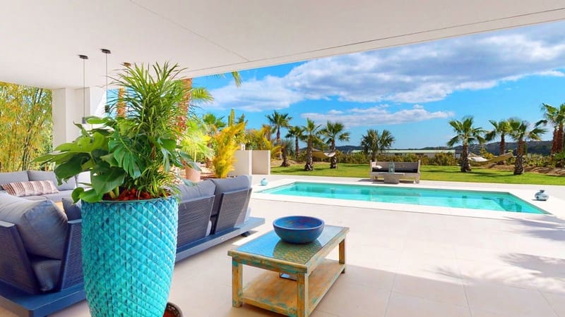 Chalet de 4 habitaciones en Mijas Costa en venta con piscina garaje - 1.850.000 € (Ref: 10020417)