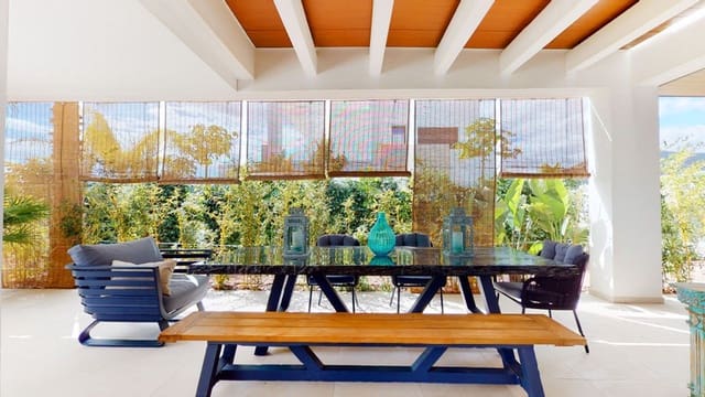 Chalet de 4 habitaciones en Mijas Costa, Mijas en venta con piscina garaje - 1.850.000 € (Ref: 10020417)