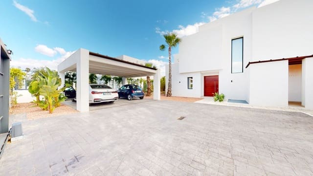 Chalet de 4 habitaciones en Mijas Costa, Mijas en venta con piscina garaje - 1.850.000 € (Ref: 10020417)