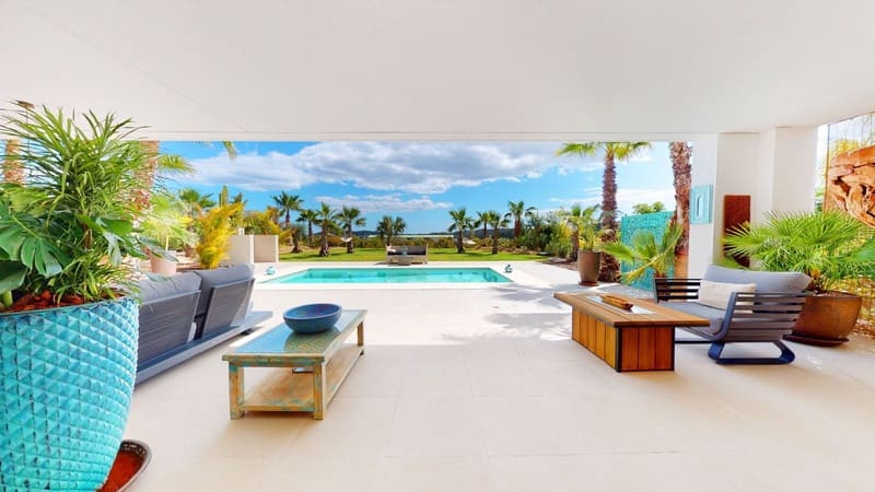 Chalet de 4 habitaciones en Mijas Costa en venta con piscina garaje - 1.850.000 € (Ref: 10020417)