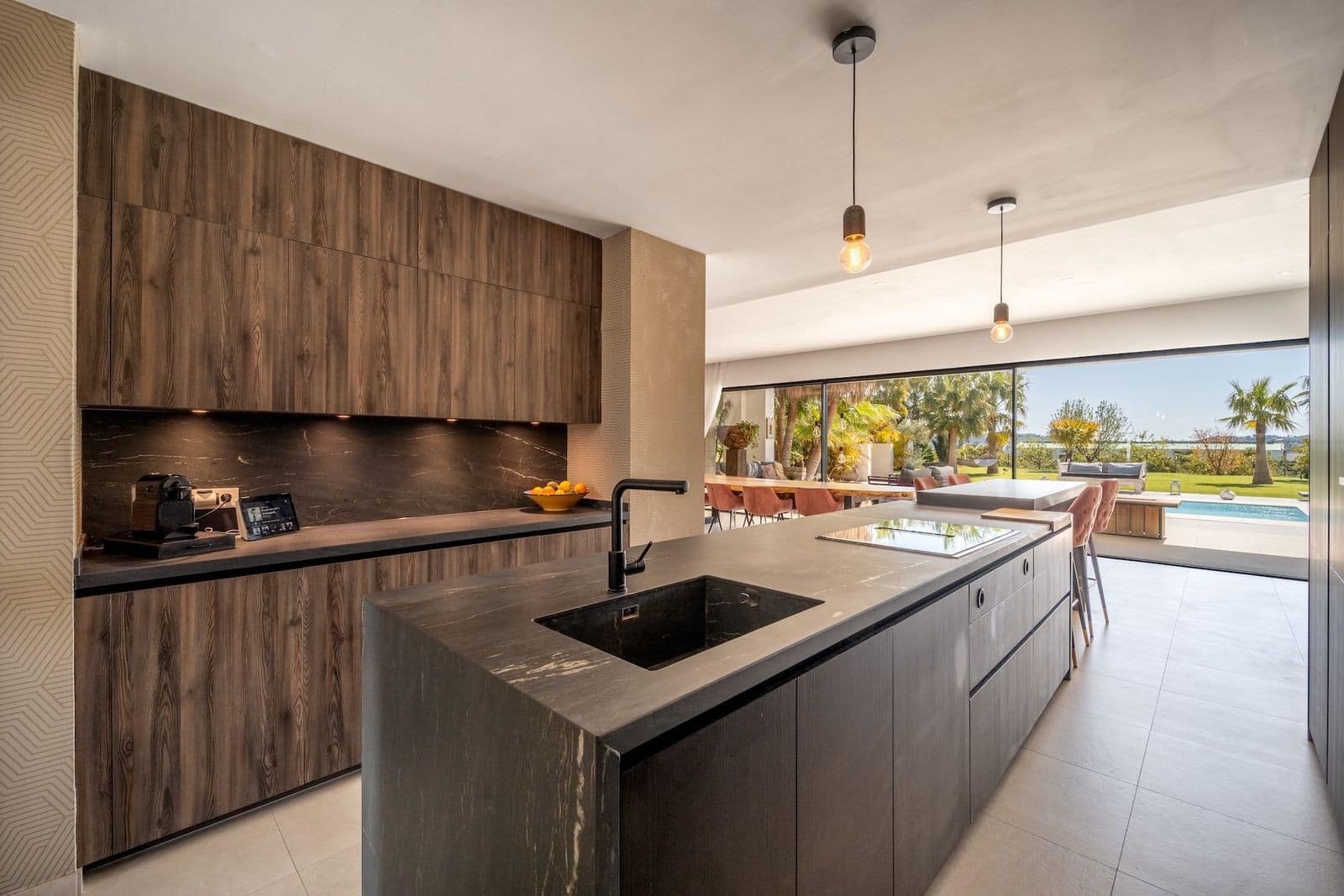 4 sovrum Villa till salu i Mijas Costa med pool garage - 1 800 000 € (Ref: 10020417)