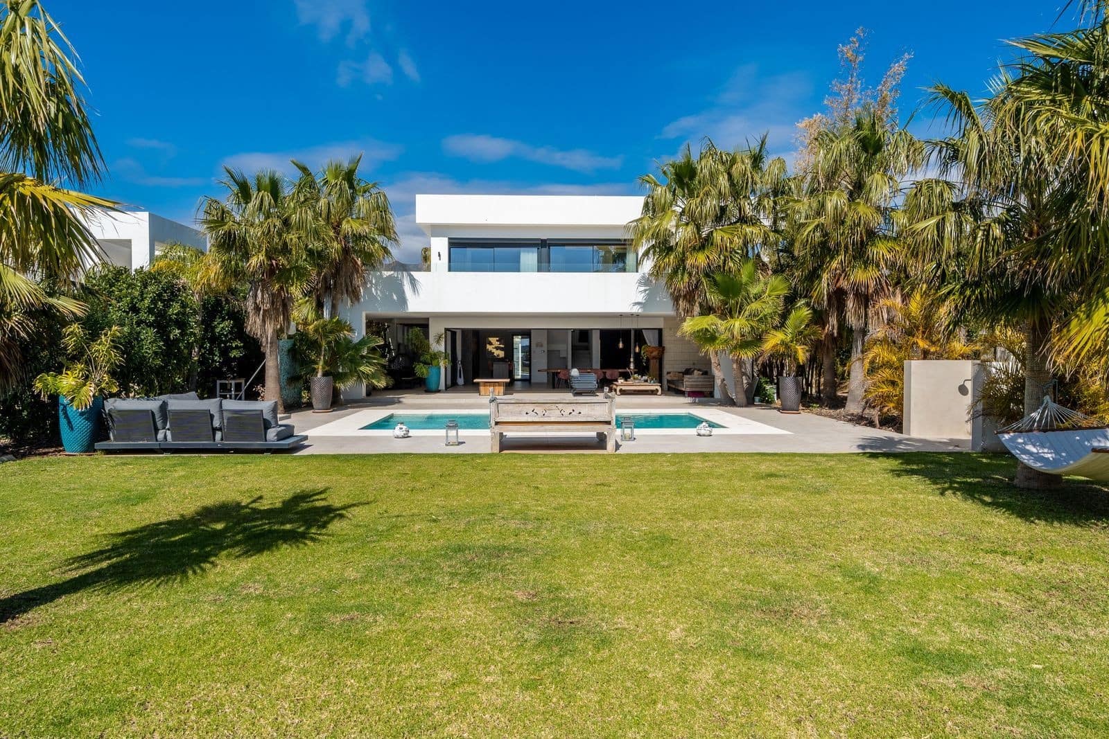 4 sovrum Villa till salu i Mijas Costa med pool garage - 1 800 000 € (Ref: 10020417)