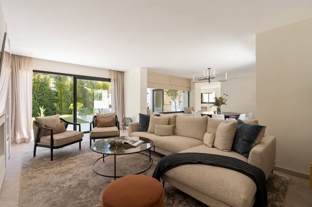 4 bedroom Villa for sale in Nueva Andalucia, Marbella with pool garage - € 3,250,000 (Ref: 10022207)