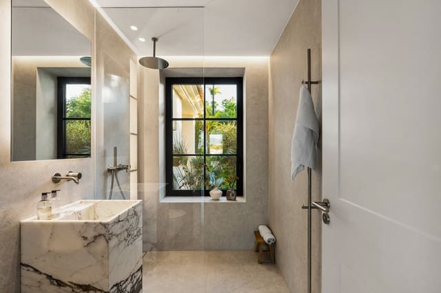 6 sypialnia Willa na sprzedaż w Nueva Andalucia, Marbella z basenem garażem - 5 695 000 € (Ref: 10022218)