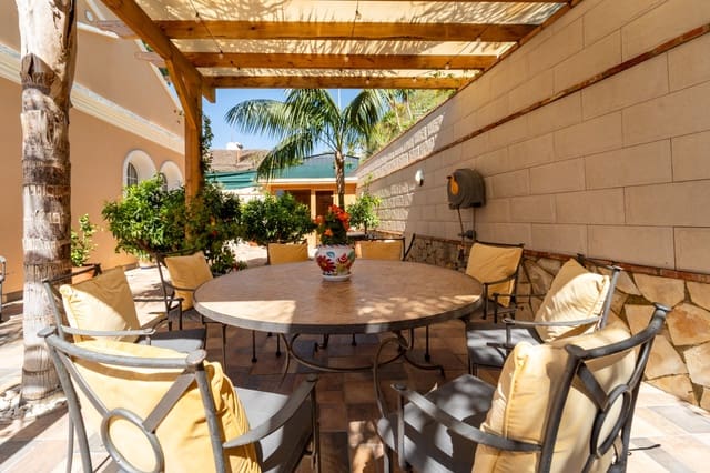 5 bedroom Villa for sale in Campo Mijas, Mijas with pool garage - € 1,499,000 (Ref: 10022219)