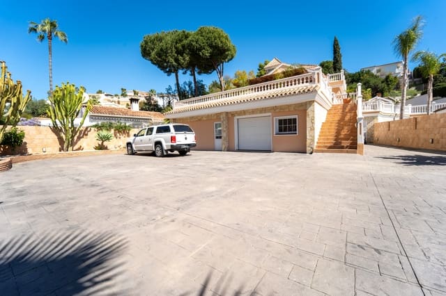 5 bedroom Villa for sale in Campo Mijas, Mijas with pool garage - € 1,499,000 (Ref: 10022219)