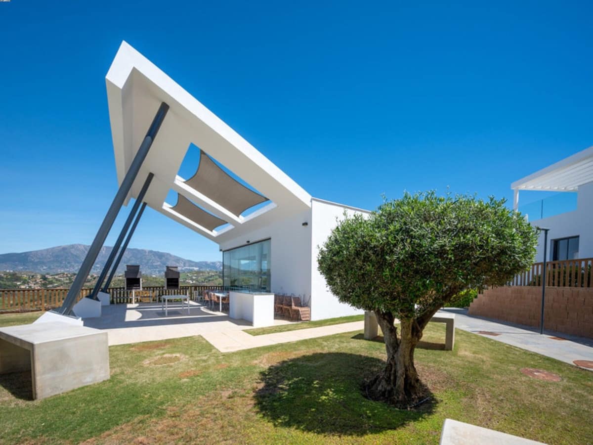 3 quarto Apartamento para venda em La Cala de Mijas com piscina garagem - 695 000 € (Ref: 10022220)