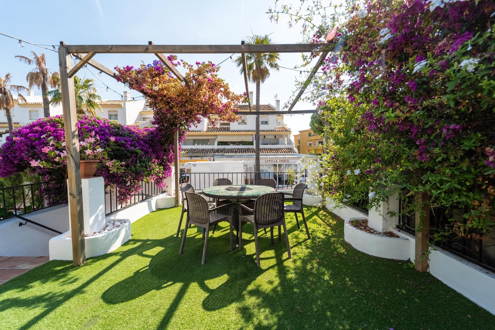 3 chambre Villa/Maison à vendre à Calahonda avec piscine garage - 1 150 000 € (Ref: 10025392)