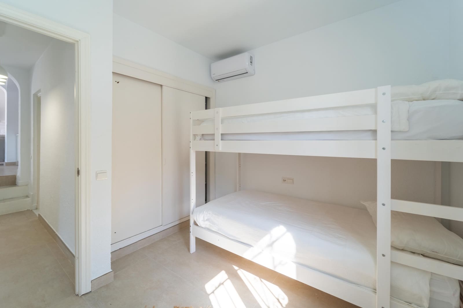 3 chambre Villa/Maison à vendre à Calahonda avec piscine garage - 1 150 000 € (Ref: 10025392)