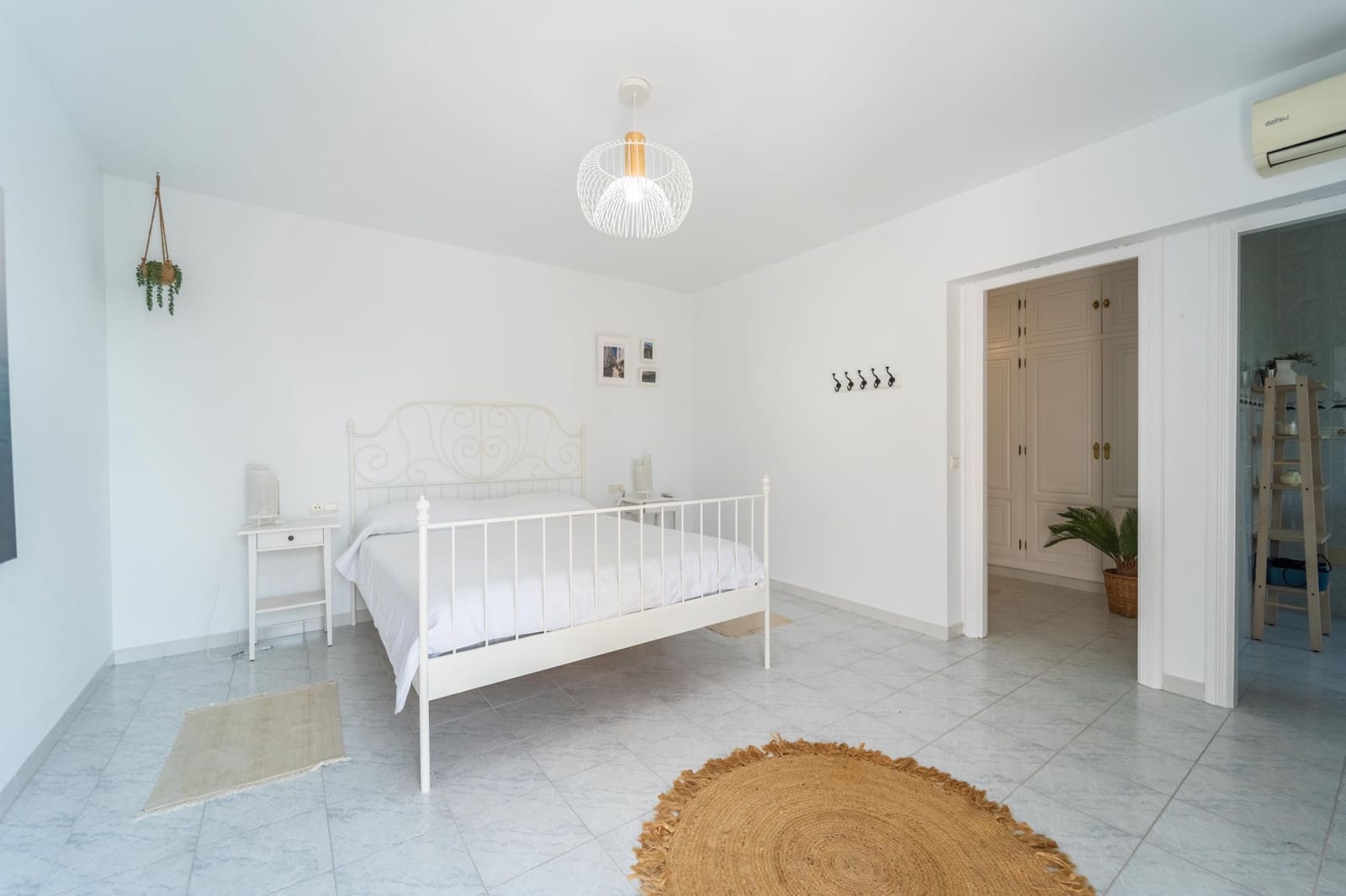 3 chambre Villa/Maison à vendre à Calahonda avec piscine garage - 1 150 000 € (Ref: 10025392)