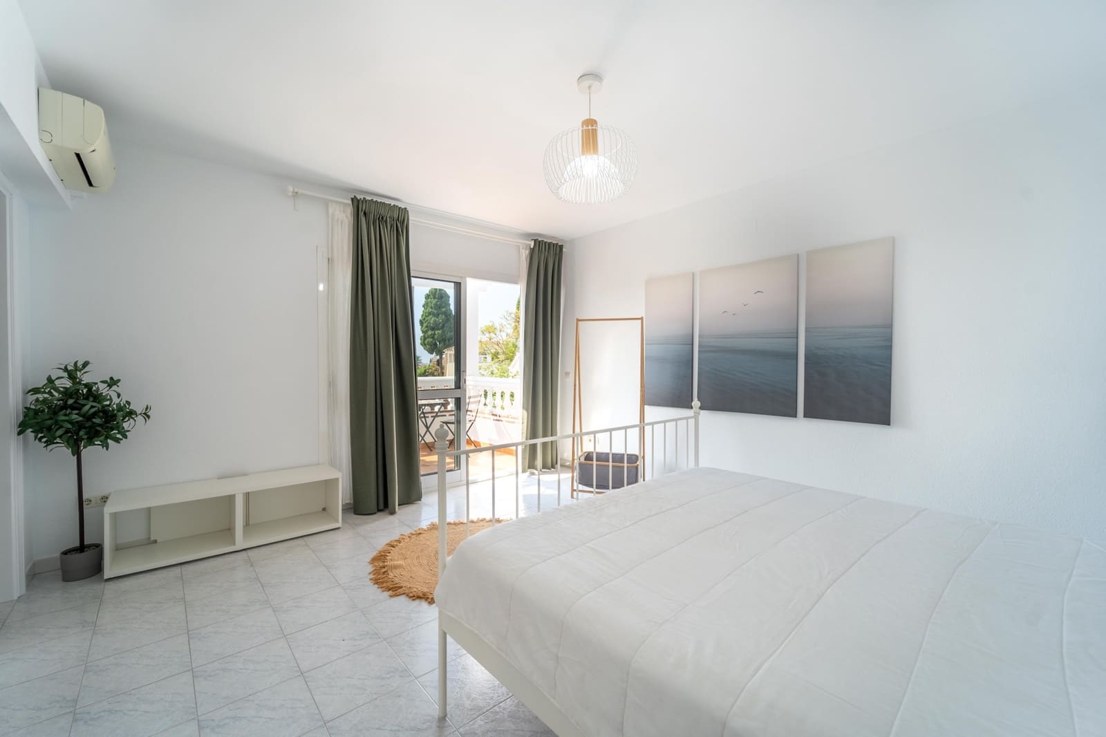 3 chambre Villa/Maison à vendre à Calahonda avec piscine garage - 1 150 000 € (Ref: 10025392)