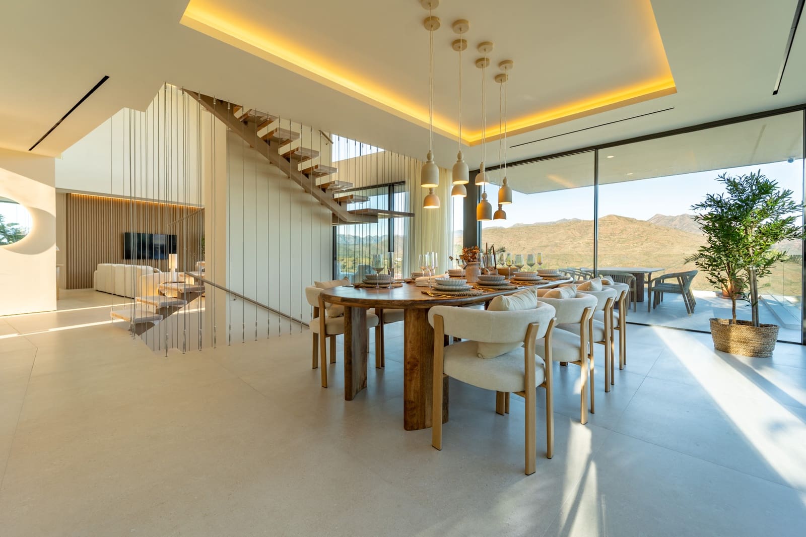 5 bedroom Villa for sale in Mijas Costa with pool garage - € 3,100,000 (Ref: 10027029)