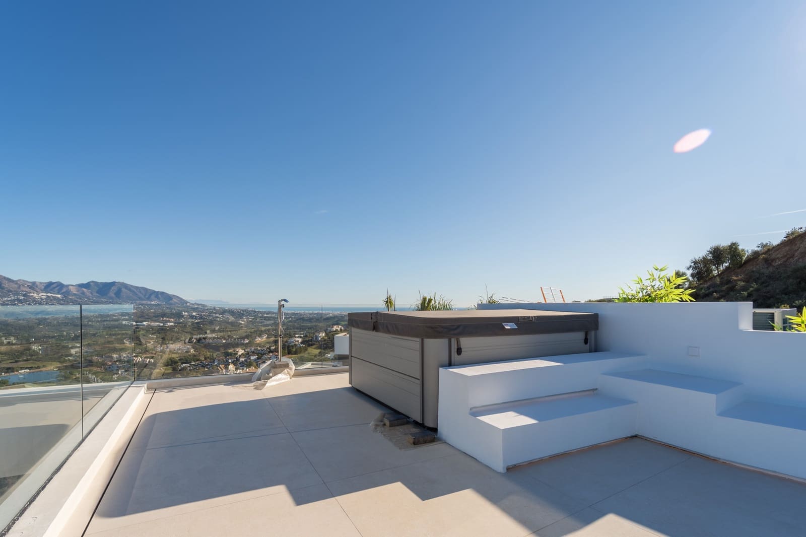 5 bedroom Villa for sale in Mijas Costa with pool garage - € 3,100,000 (Ref: 10027029)