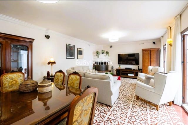 5 chambre Maison de Ville à vendre à Fuengirola - 1 100 000 € (Ref: 10030269)