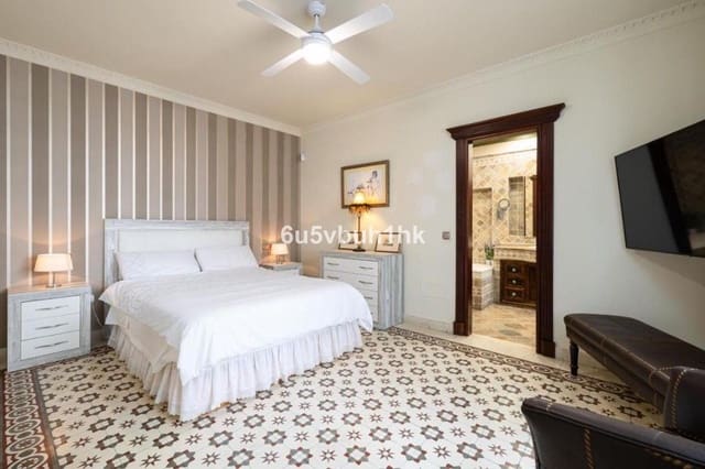 5 chambre Maison de Ville à vendre à Fuengirola - 1 100 000 € (Ref: 10030269)