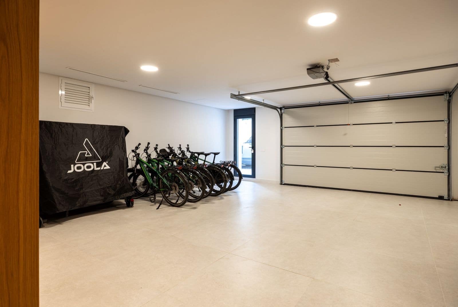 4 makuuhuone Huvila myytävänä paikassa Los Flamingos mukana uima-altaan 
autotalli - 5 495 000 € (Ref: 10030272)