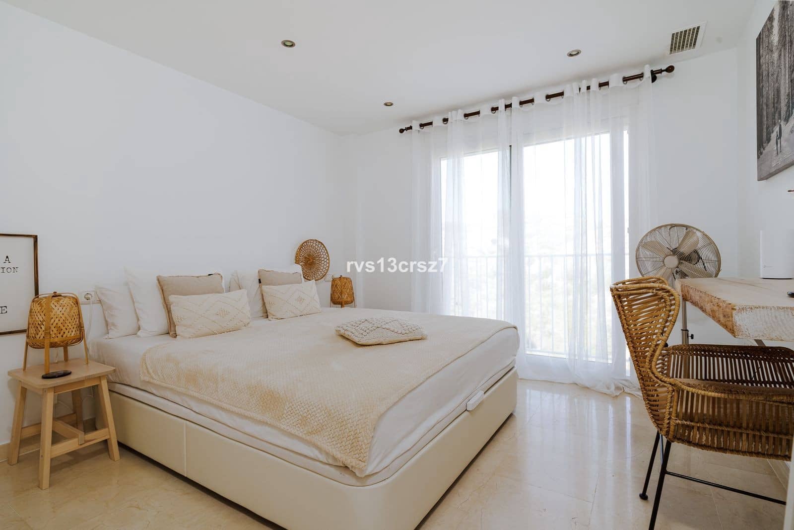 4 bedroom Villa for sale in Marbella with pool garage - € 1,495,000 (Ref: 10030274)