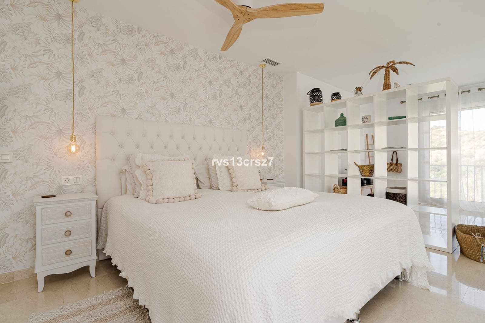 4 bedroom Villa for sale in Marbella with pool garage - € 1,495,000 (Ref: 10030274)
