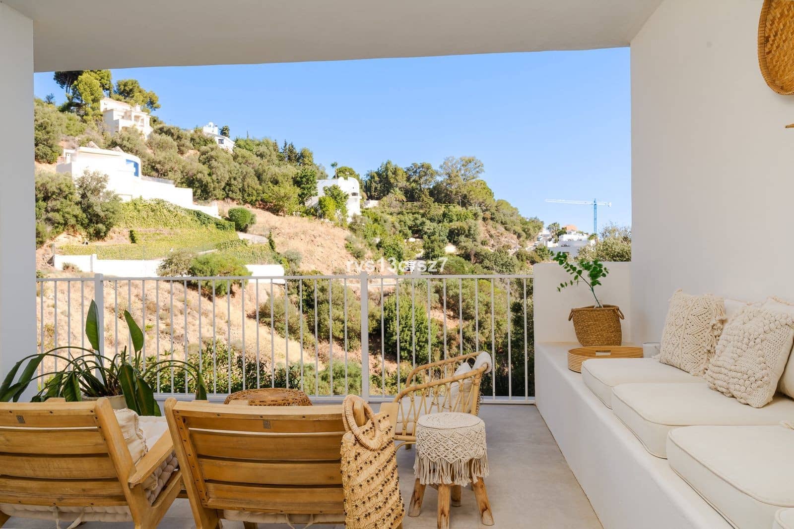4 bedroom Villa for sale in Marbella with pool garage - € 1,495,000 (Ref: 10030274)