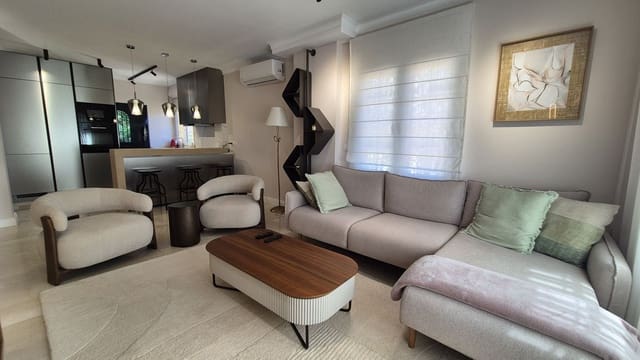 4 makuuhuone Huvila myytävänä paikassa Riviera del Sol, Mijas mukana uima-altaan 
autotalli - 965 000 € (Ref: 10031724)