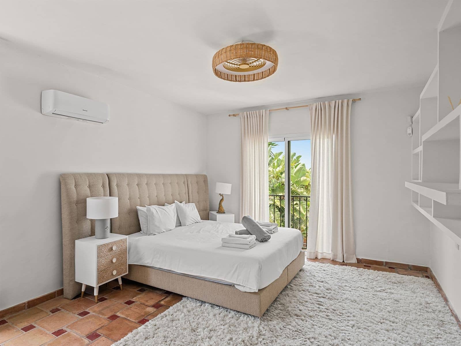 8 slaapkamer Villa te koop in Marbella met zwembad garage - € 2.500.000 (Ref: 10031726)