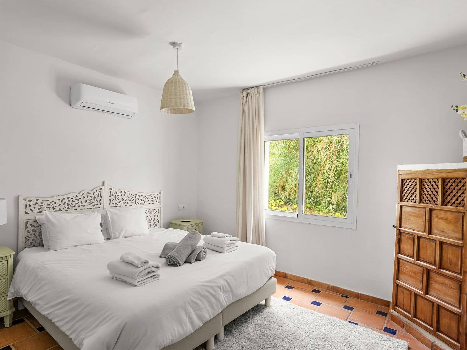 8 slaapkamer Villa te koop in Marbella met zwembad garage - € 2.500.000 (Ref: 10031726)