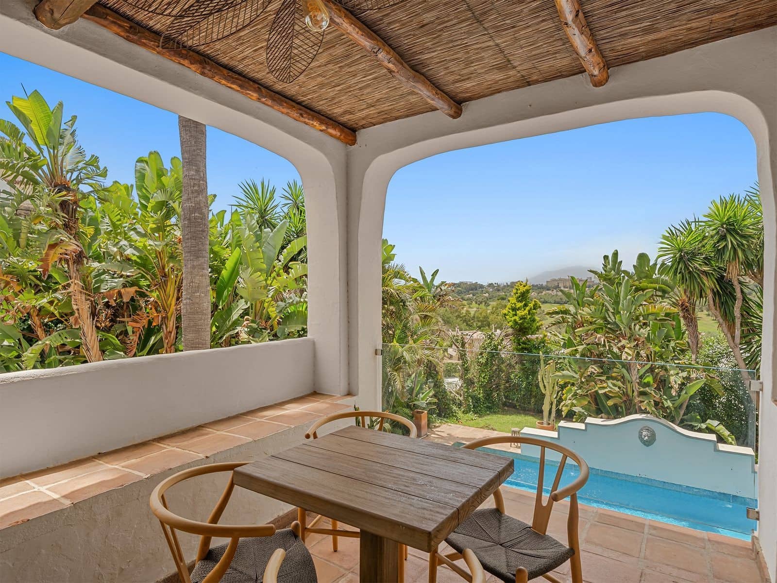 8 slaapkamer Villa te koop in Marbella met zwembad garage - € 2.500.000 (Ref: 10031726)