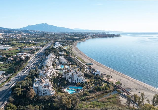 3 chambre Penthouse à vendre à Estepona avec piscine garage - 2 695 000 € (Ref: 10033654)