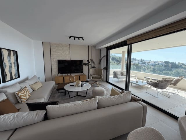 3 bedroom Apartment for sale in Marbella with pool garage - € 821,000 (Ref: 10035116)