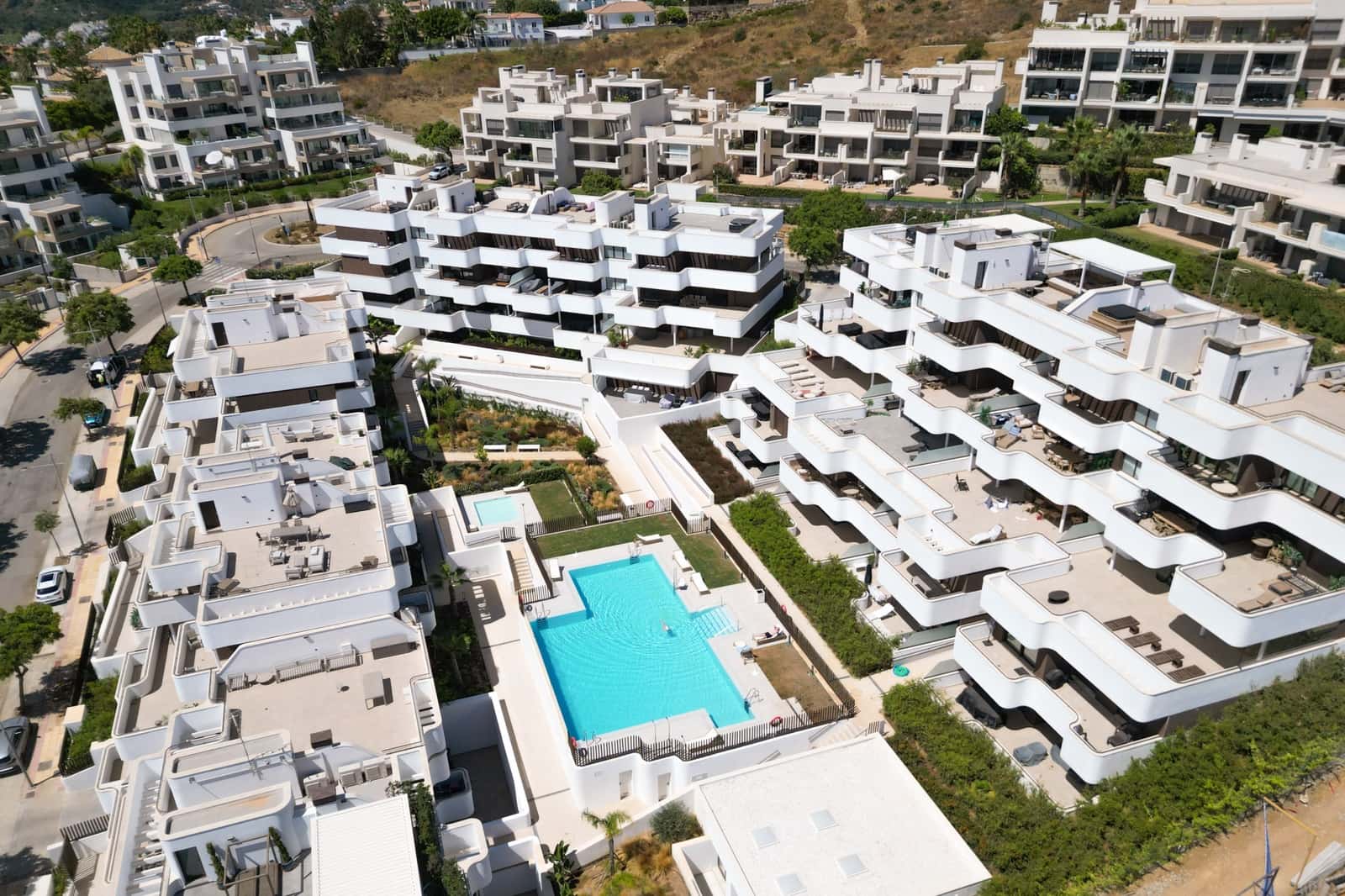 3 Zimmer Apartment zu verkaufen in Estepona mit Pool Garage - 847.500 € (Ref: 10038122)