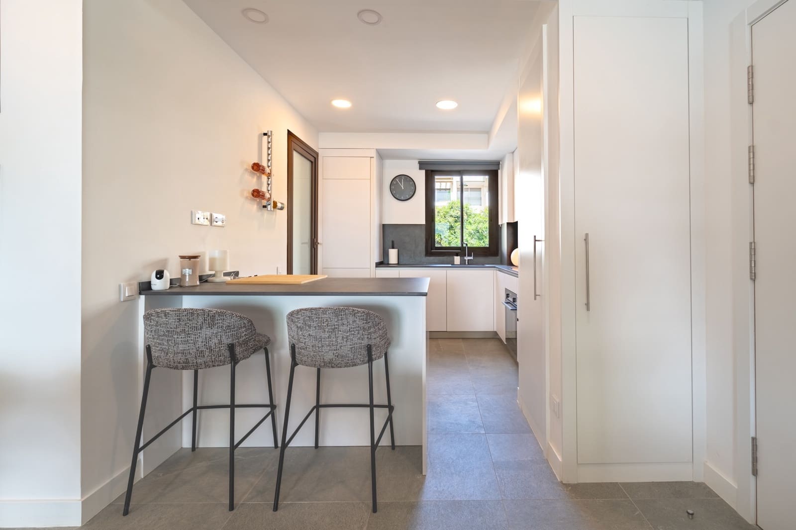 3 Zimmer Apartment zu verkaufen in Estepona mit Pool Garage - 847.500 € (Ref: 10038122)