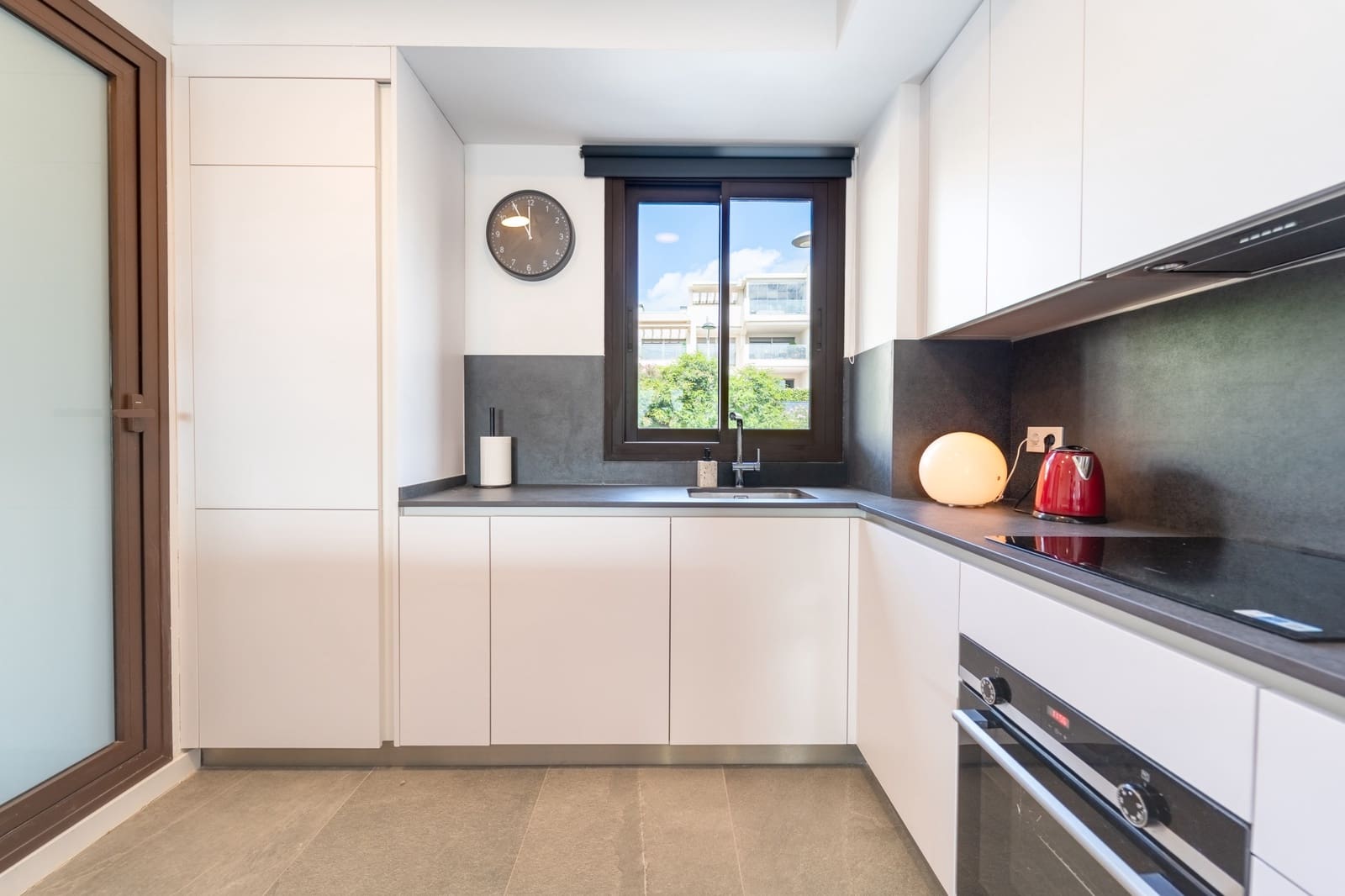 3 Zimmer Apartment zu verkaufen in Estepona mit Pool Garage - 847.500 € (Ref: 10038122)