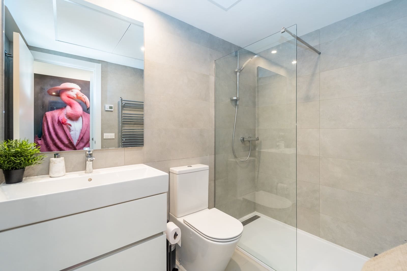 3 Zimmer Apartment zu verkaufen in Estepona mit Pool Garage - 847.500 € (Ref: 10038122)